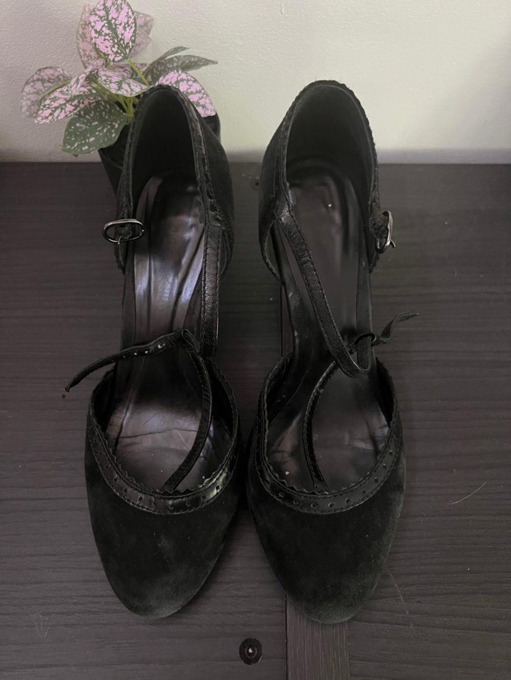 Classic Black Women’s Mary Jane t strap Heels